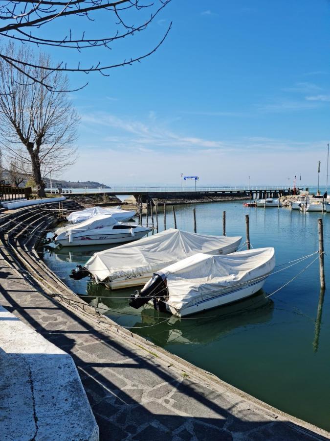 Appartamento Lago Trasimeno - Torricella Pg Exterior photo